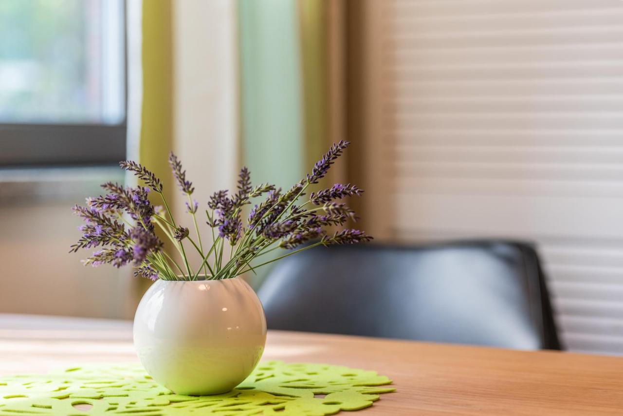 Apartment Ostsee Elmenhorst Sehr Hochwertige Dreizimmer Mit Gartenterrasse